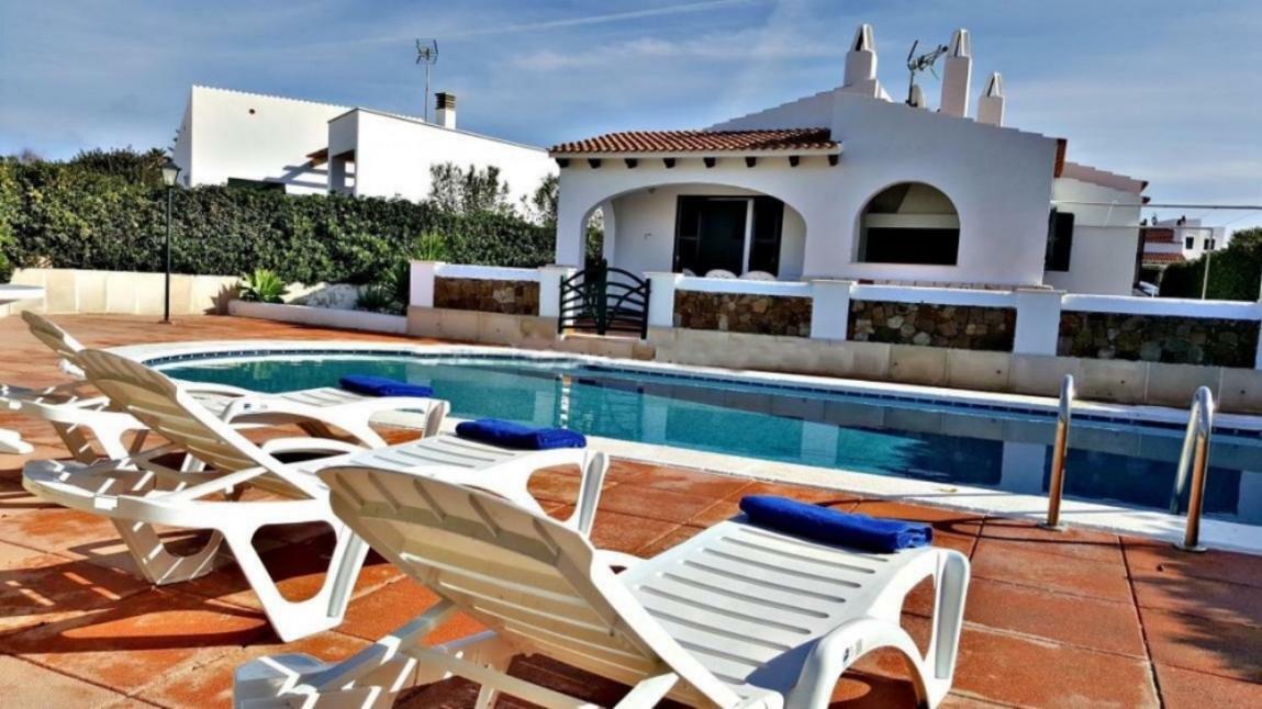 Na Y Veni Cala'N Bosch (Menorca)